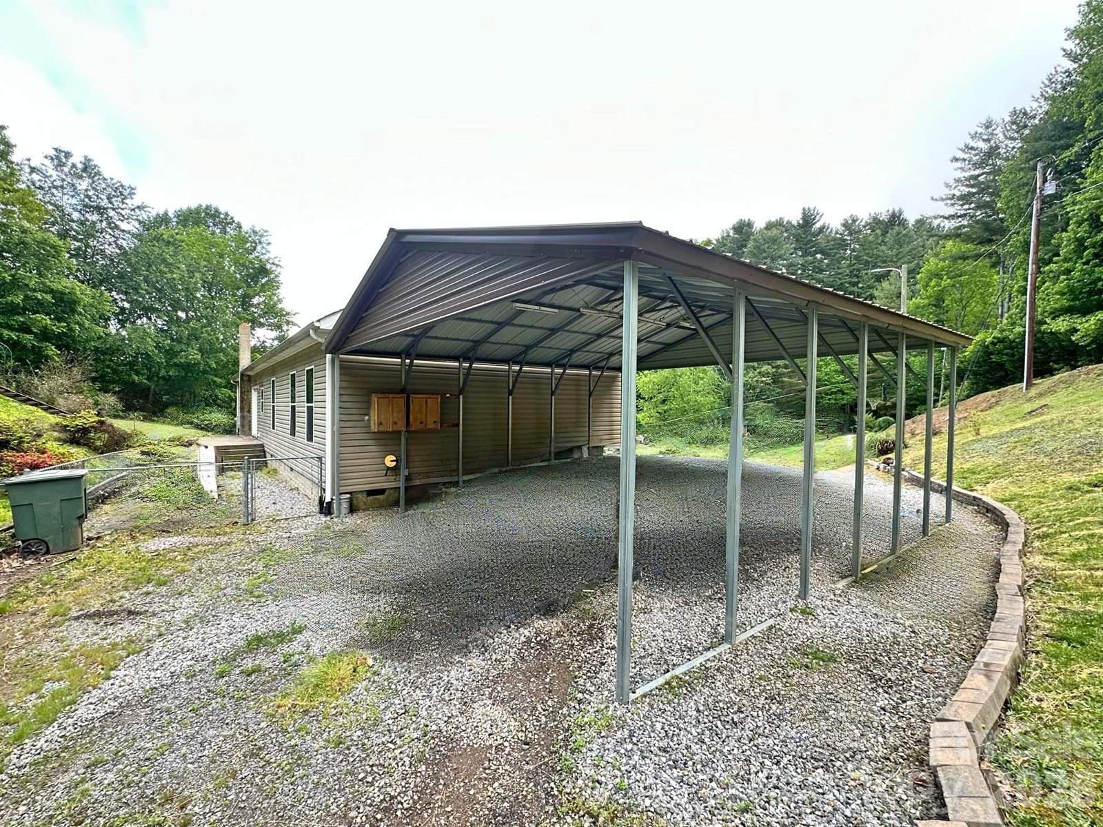 10 Betty's Drive, Waynesville, NC 28786