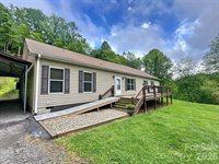 10 Betty's Drive, Waynesville, NC 28786