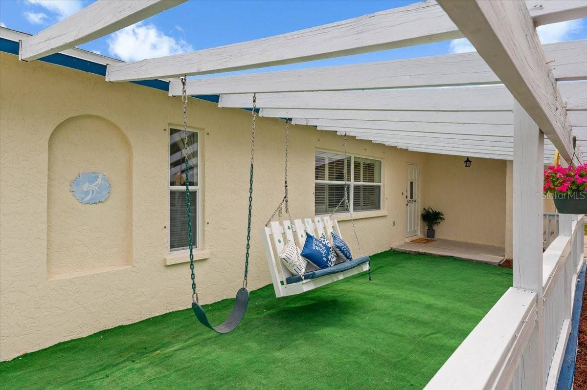 7816 3RD Avenue West, Bradenton, FL 34209