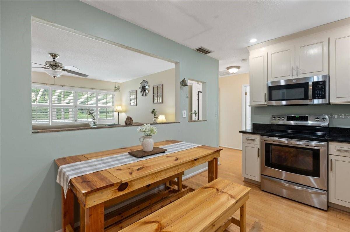 7816 3RD Avenue West, Bradenton, FL 34209