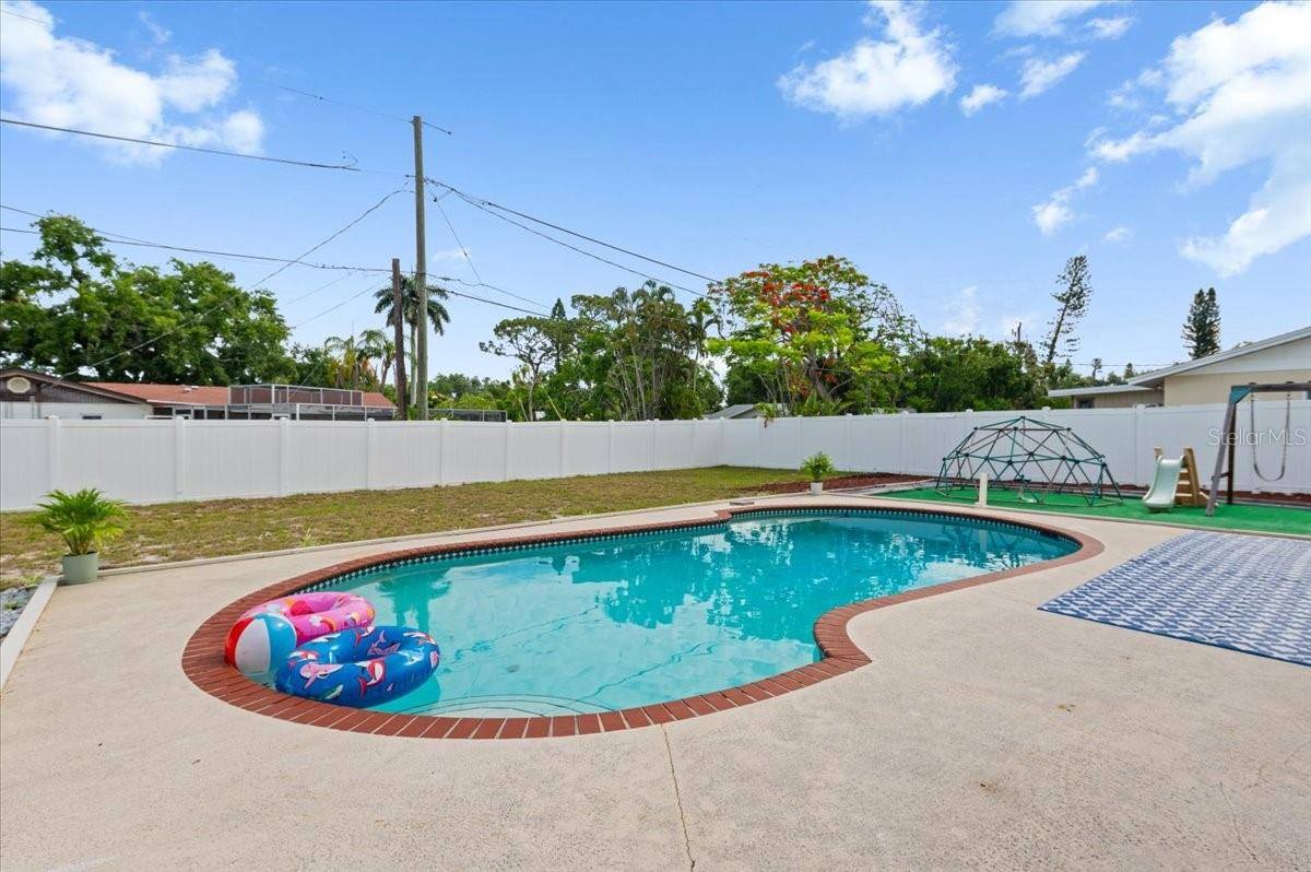 7816 3RD Avenue West, Bradenton, FL 34209