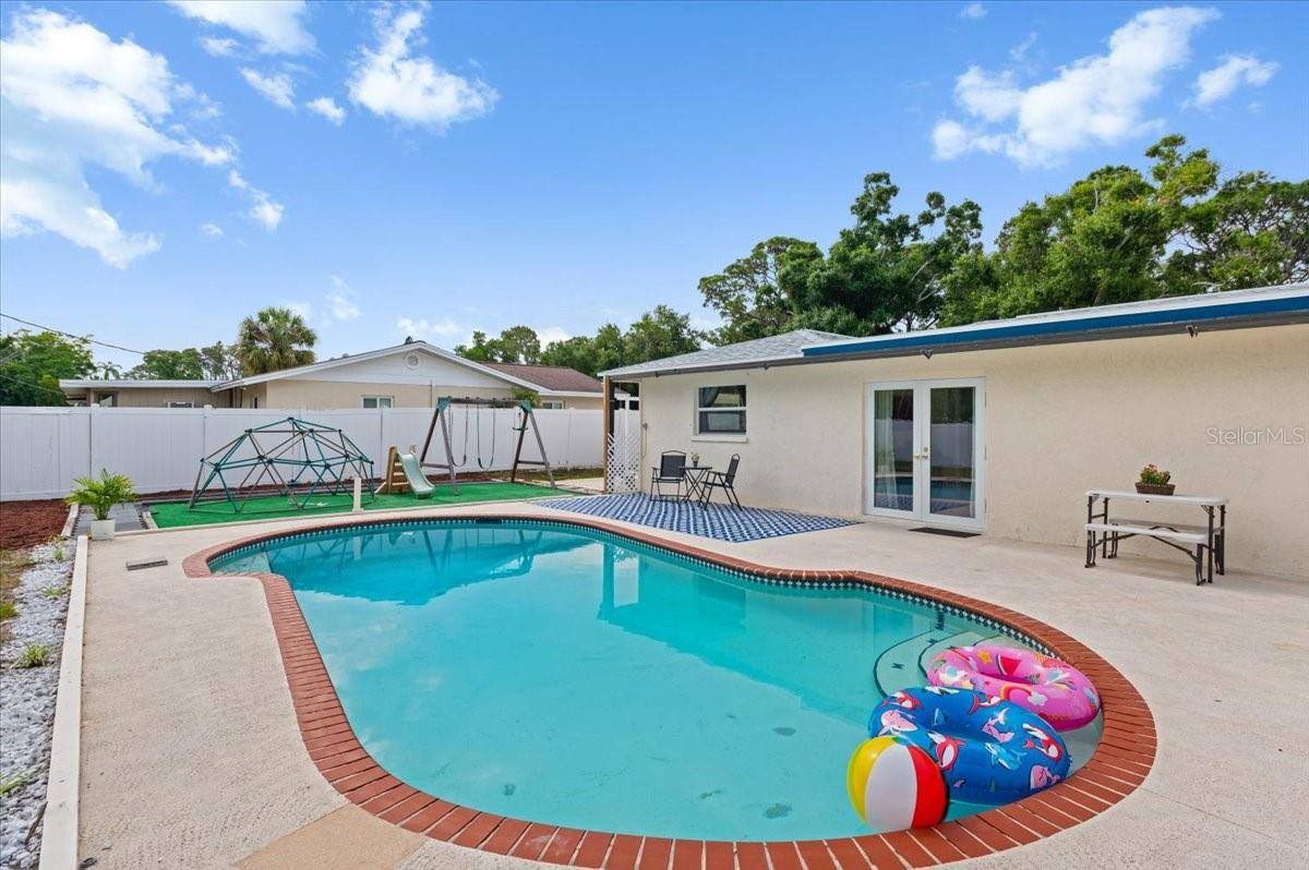 7816 3RD Avenue West, Bradenton, FL 34209
