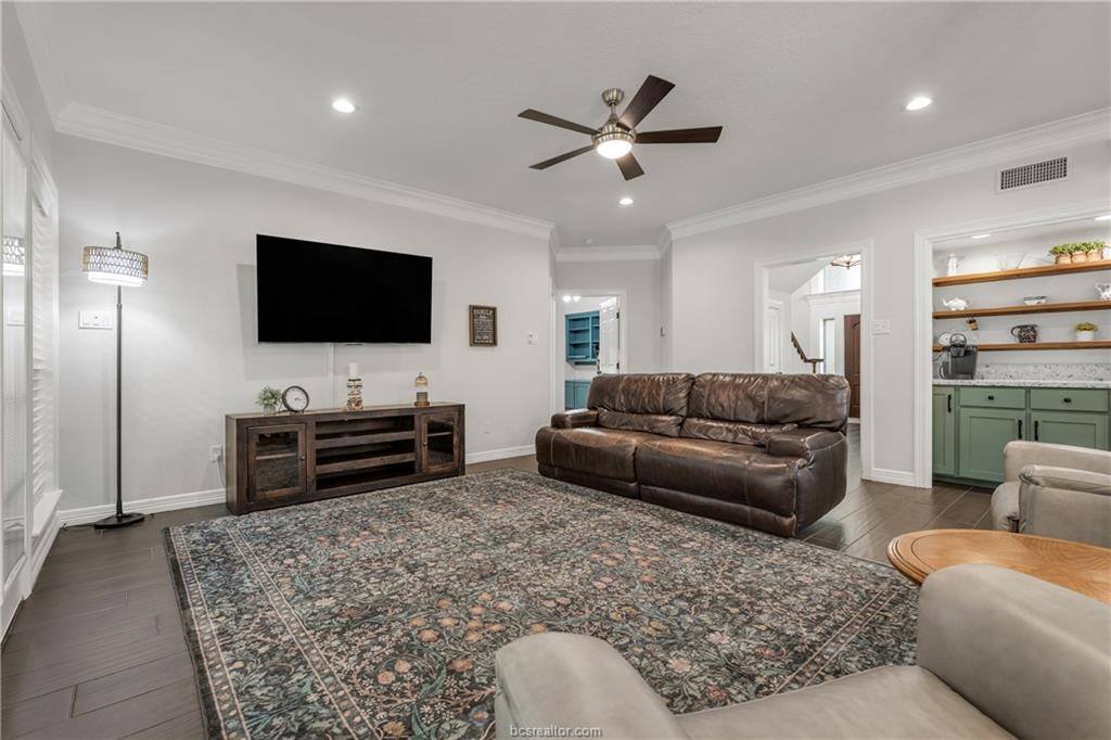 9310 Amberwood Court, College Station, TX 77845