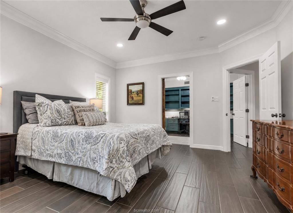 9310 Amberwood Court, College Station, TX 77845