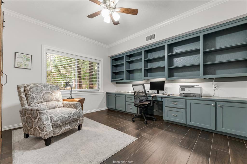 9310 Amberwood Court, College Station, TX 77845