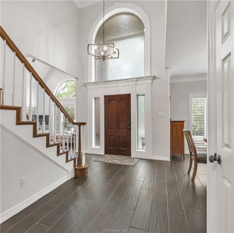 9310 Amberwood Court, College Station, TX 77845