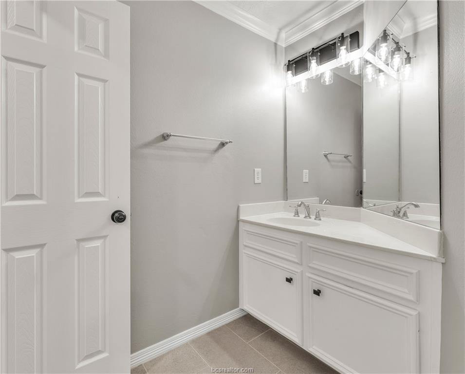 9310 Amberwood Court, College Station, TX 77845