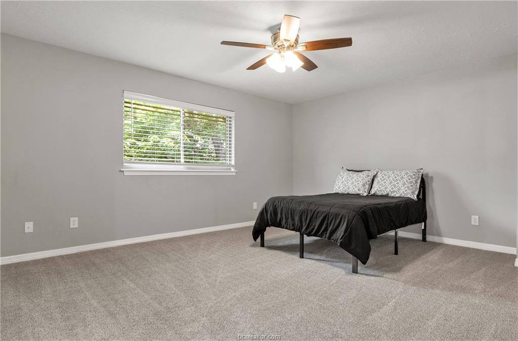 9310 Amberwood Court, College Station, TX 77845