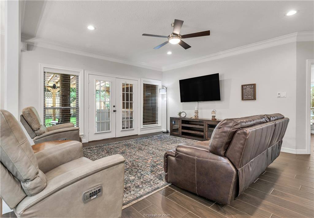 9310 Amberwood Court, College Station, TX 77845