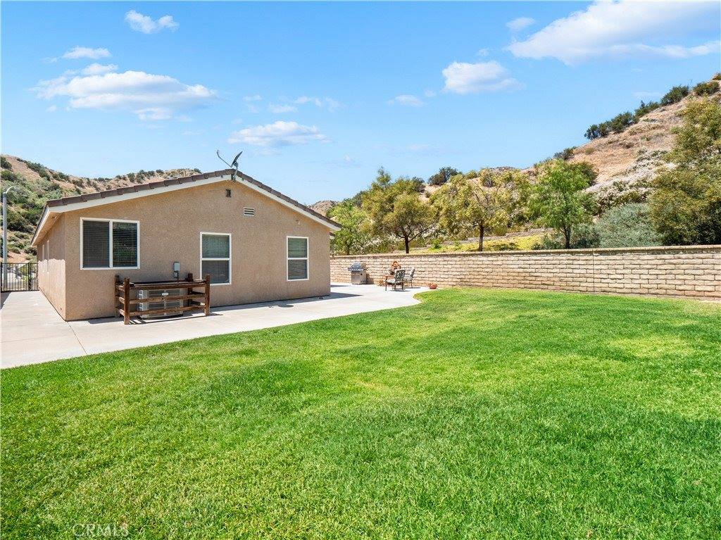 29890 Berkshire, Castaic, CA 91384
