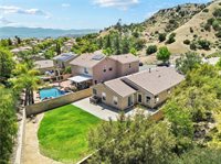 29890 Berkshire, Castaic, CA 91384