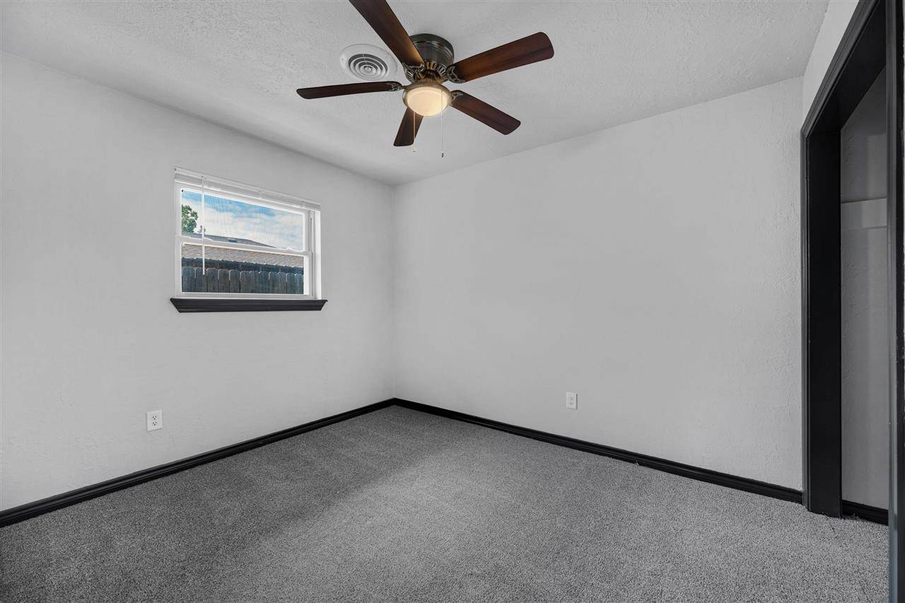 1618 SE Indiana Ave, Lawton, OK 73501