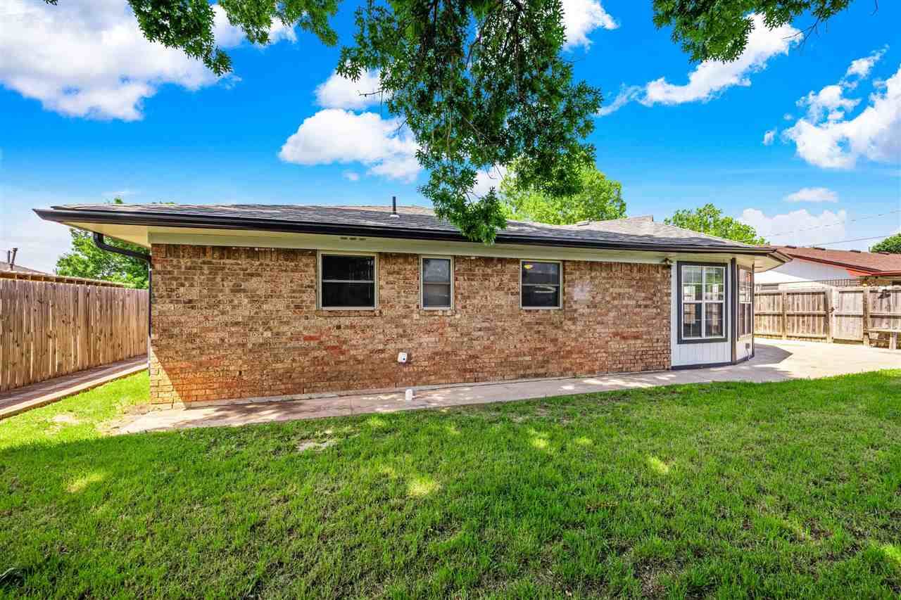 1618 SE Indiana Ave, Lawton, OK 73501