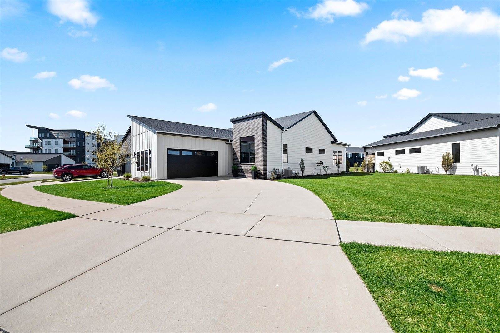 366 Aldon Circle, Green Bay, WI 54304