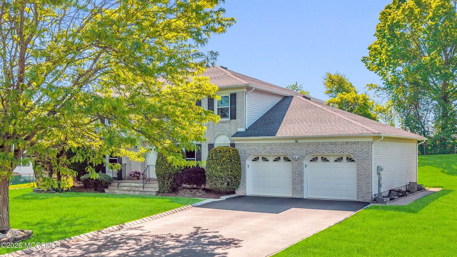16 Cape May Drive, Marlboro, NJ 07746