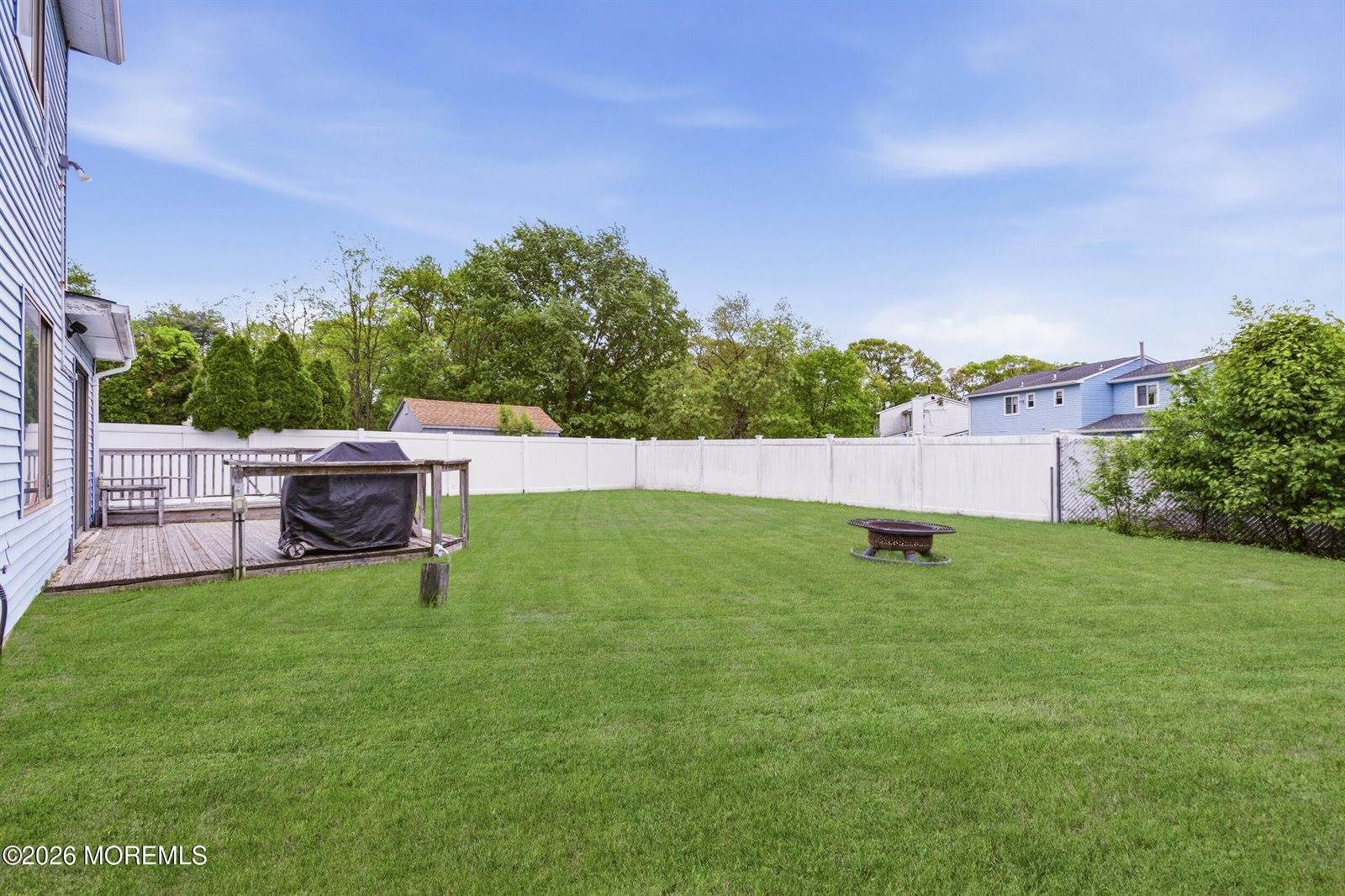 9 Snowdrift Lane, Howell, NJ 07731