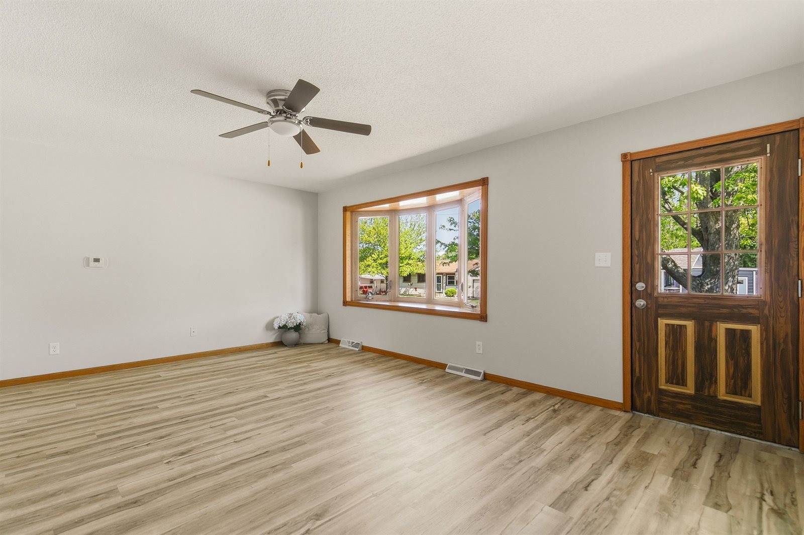 1501 Cherry Hills Road, Bettendorf, IA 52722