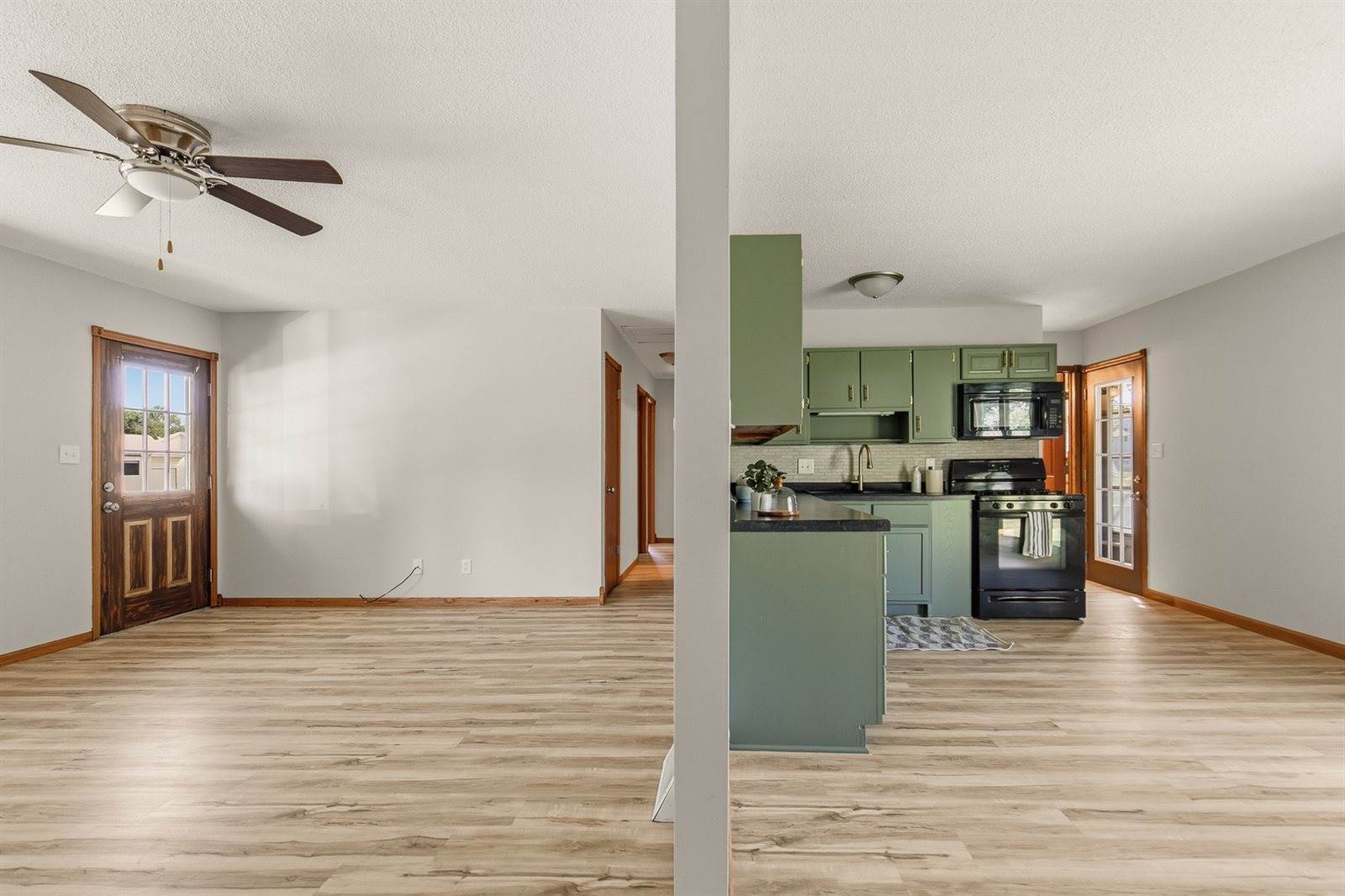 1501 Cherry Hills Road, Bettendorf, IA 52722