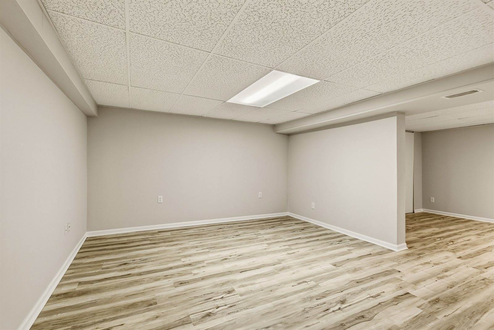 1501 Cherry Hills Road, Bettendorf, IA 52722