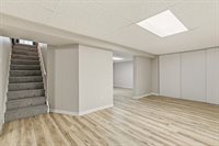1501 Cherry Hills Road, Bettendorf, IA 52722