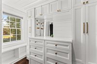 1125 School St, Mansfield, MA 02048