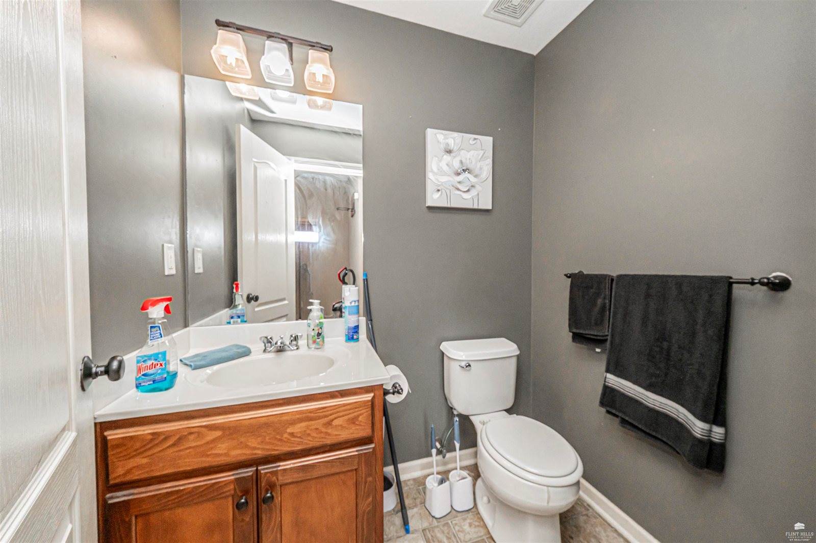 2608 Brooke Bend, Junction City, KS 66441