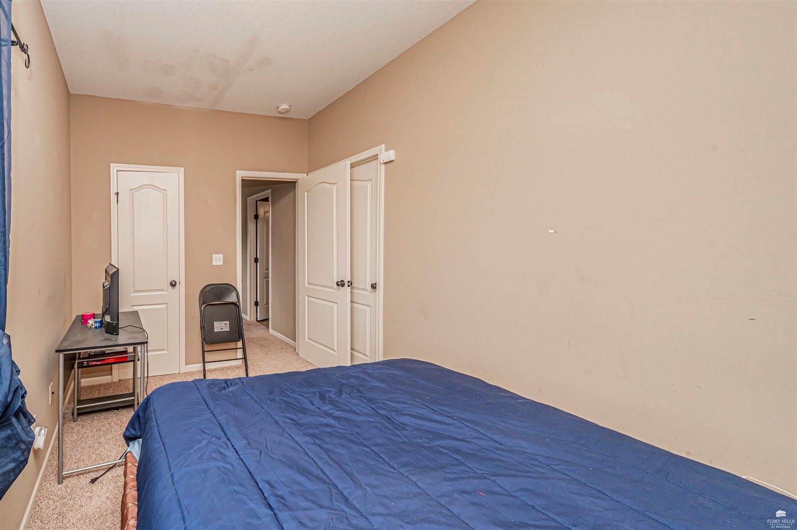 2608 Brooke Bend, Junction City, KS 66441