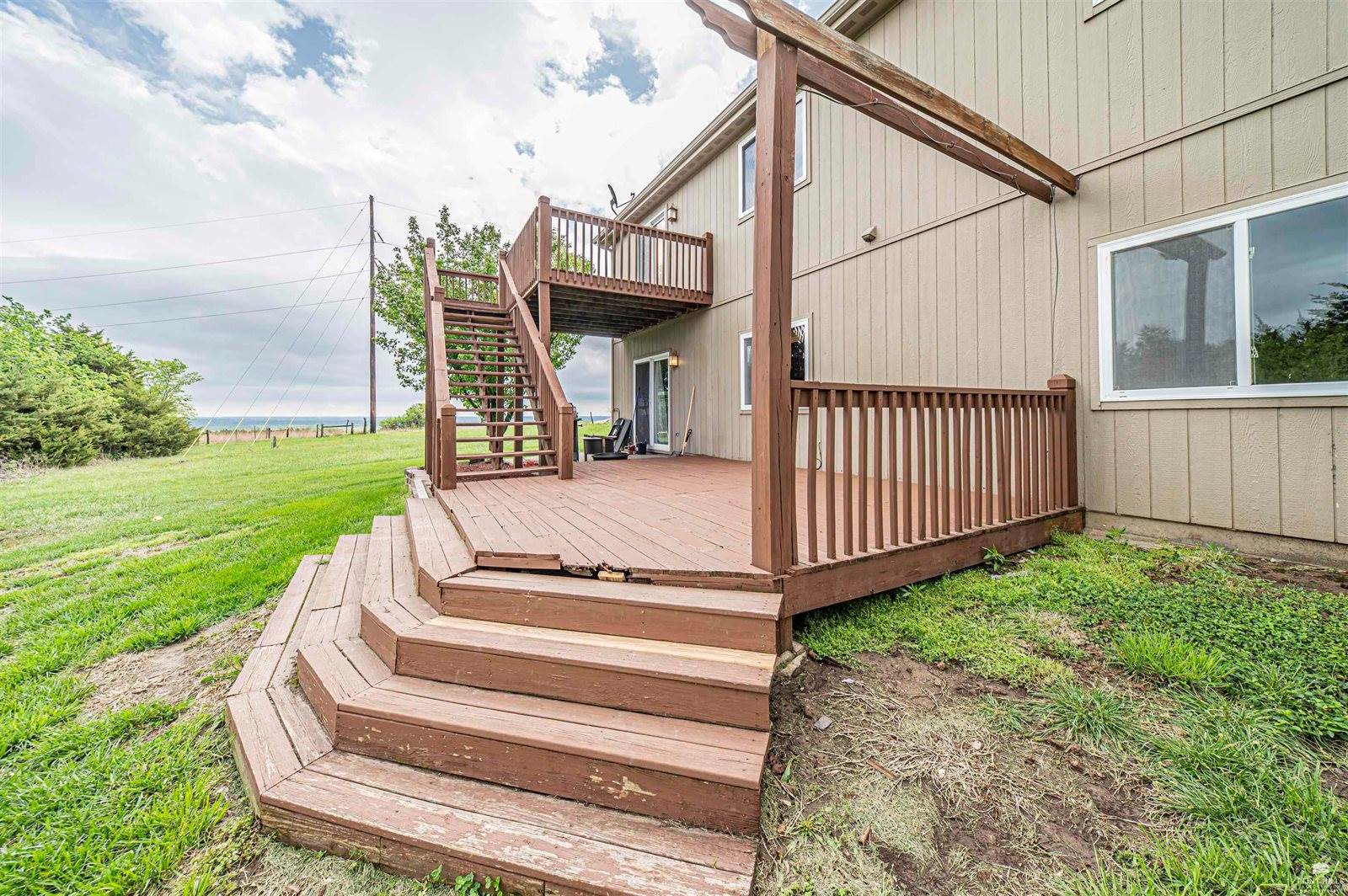 2608 Brooke Bend, Junction City, KS 66441