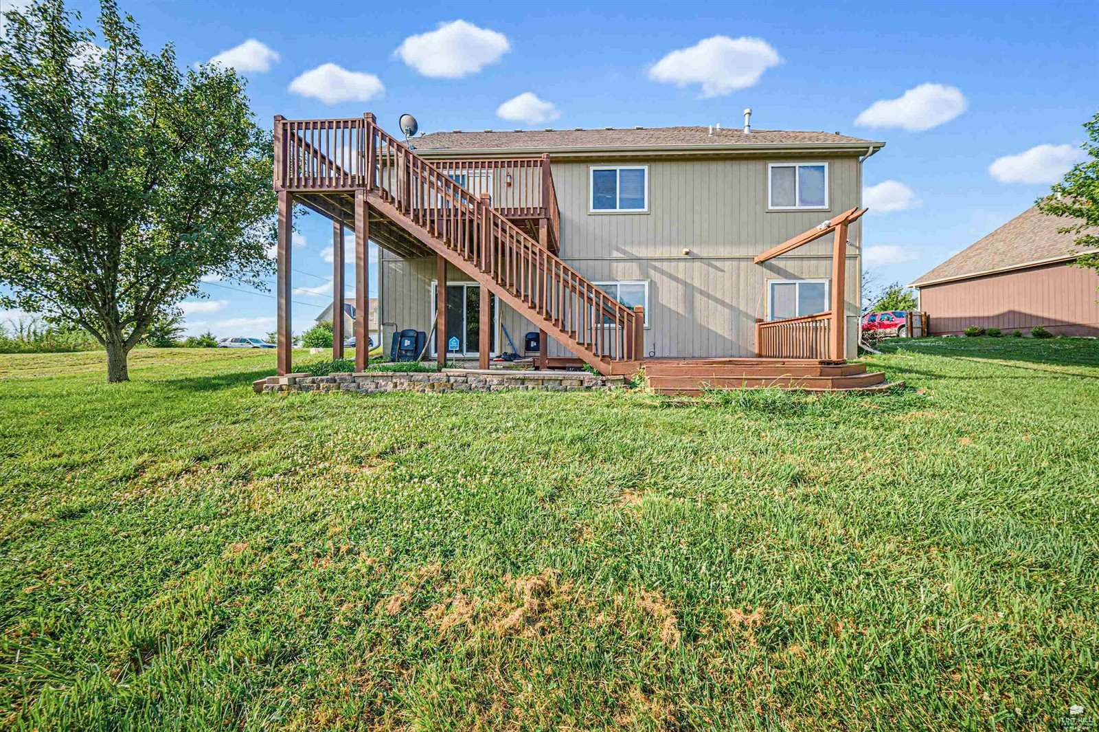 2608 Brooke Bend, Junction City, KS 66441