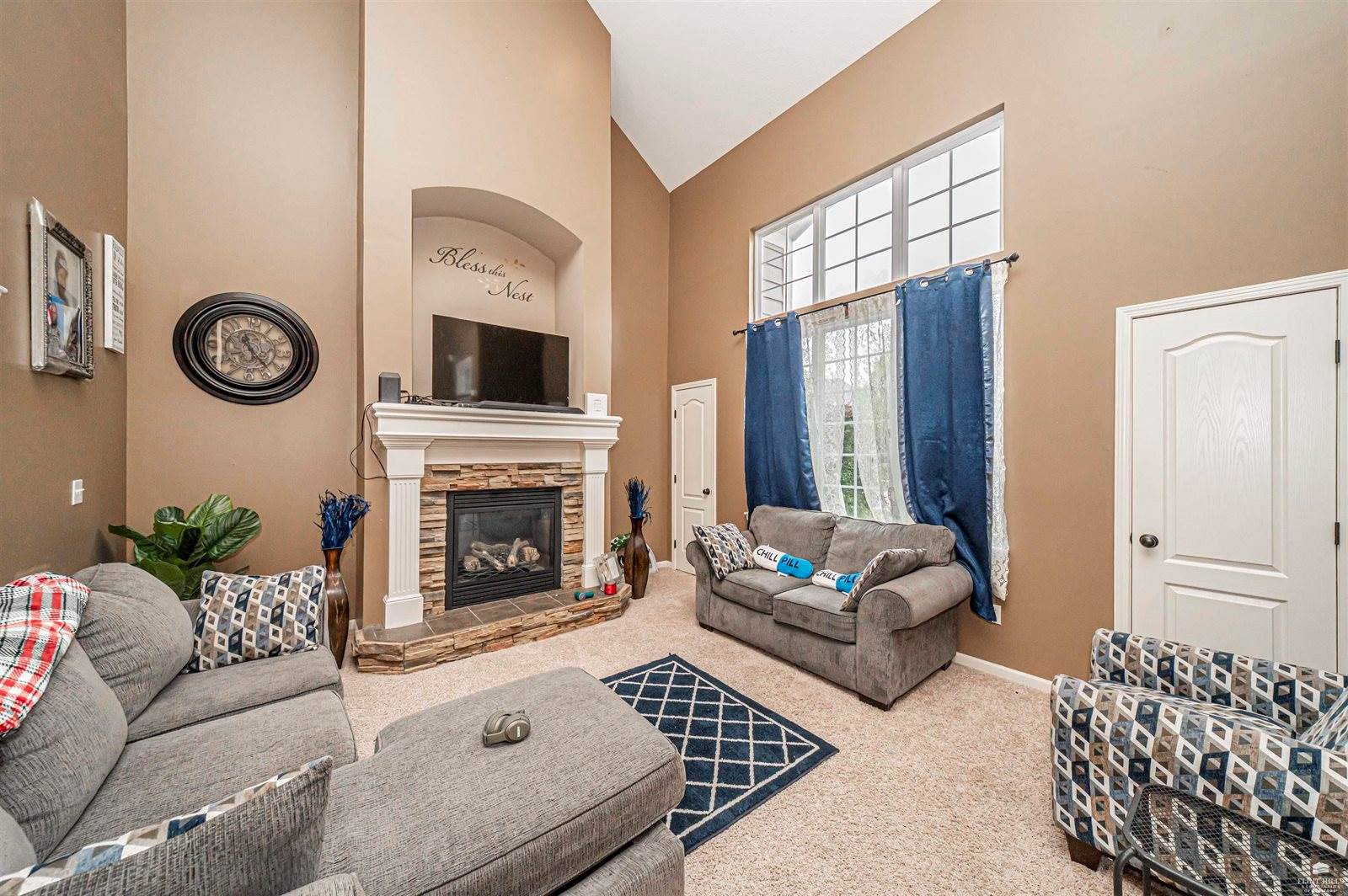 2608 Brooke Bend, Junction City, KS 66441