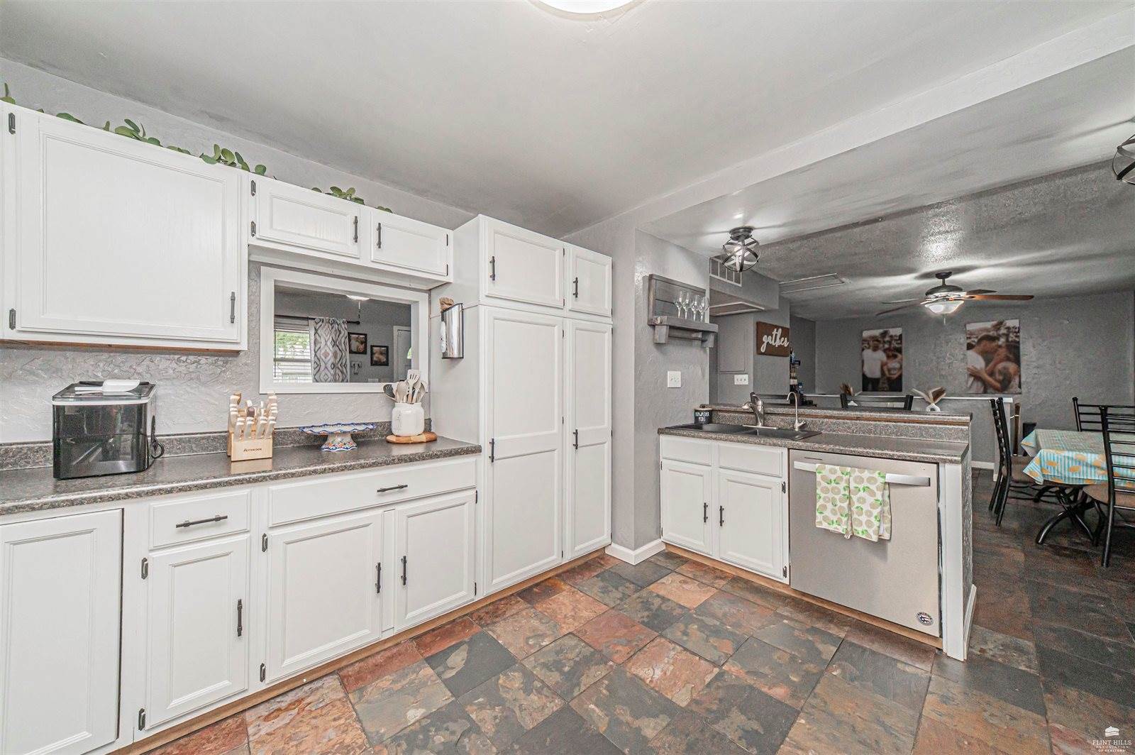 224 West Chestnut, Junction City, KS 66441