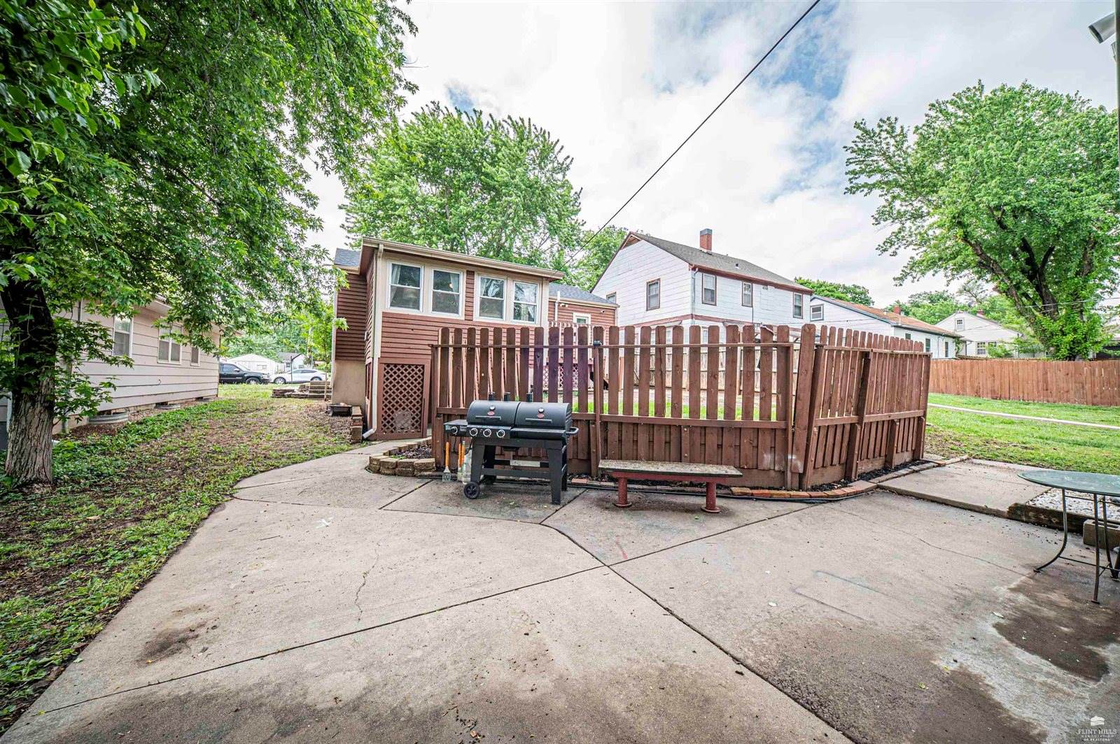 224 West Chestnut, Junction City, KS 66441