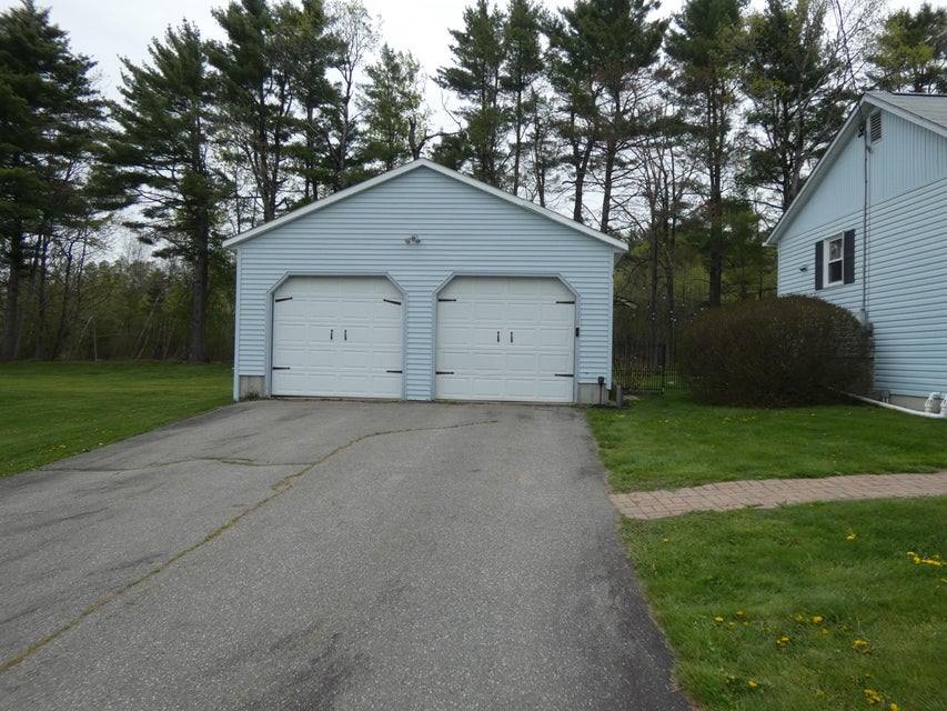 23 Brookview Dr, Randolph, ME 04346