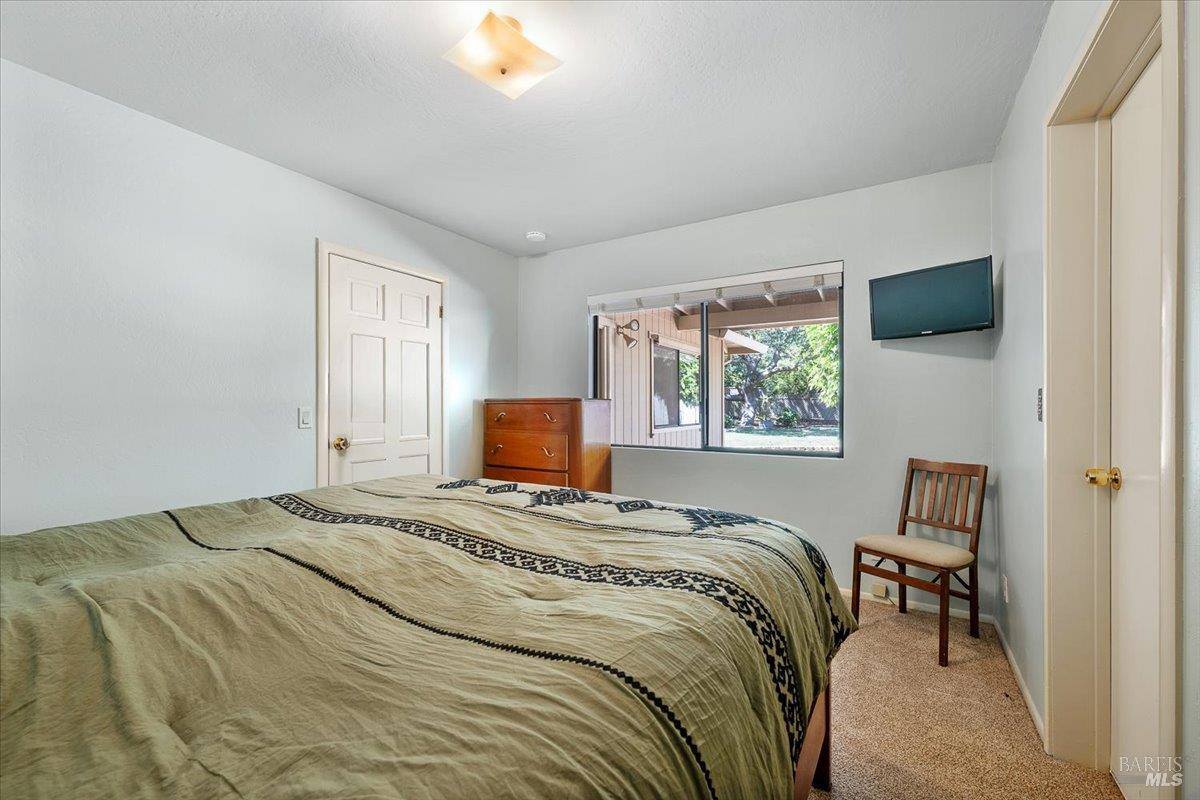 8030 Elphick Road, Sebastopol, CA 95472