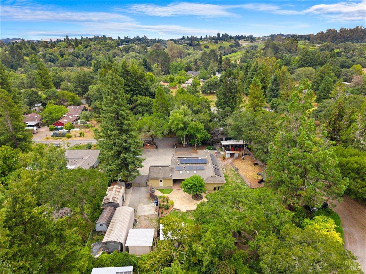 8030 Elphick Road, Sebastopol, CA 95472