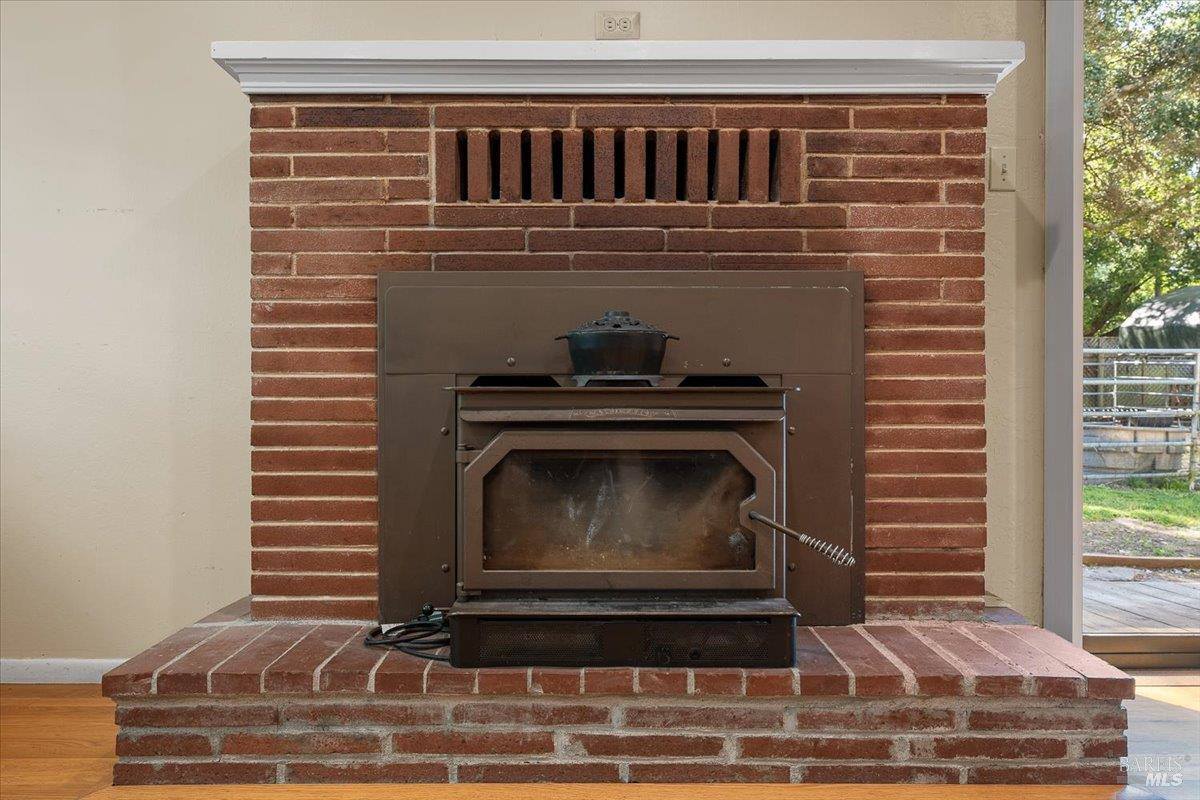 8030 Elphick Road, Sebastopol, CA 95472