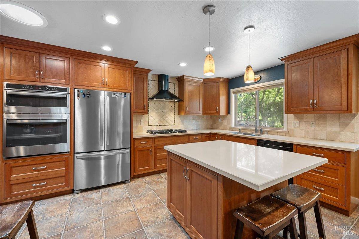 8030 Elphick Road, Sebastopol, CA 95472