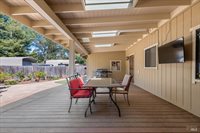 8030 Elphick Road, Sebastopol, CA 95472