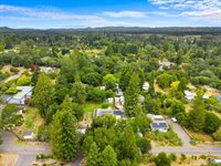 8030 Elphick Road, Sebastopol, CA 95472