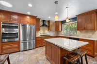 8030 Elphick Road, Sebastopol, CA 95472