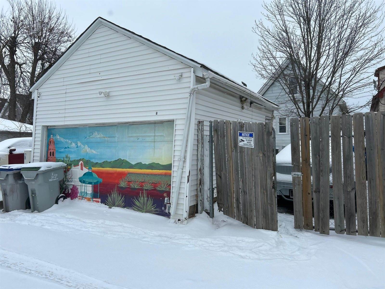 1535 South 31st St, Milwaukee, WI 53215
