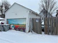 1535 South 31st St, Milwaukee, WI 53215