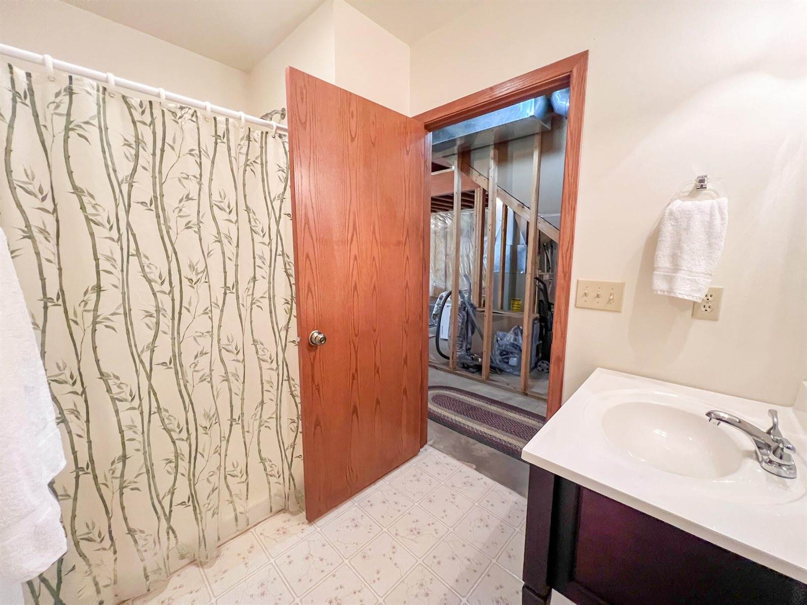 55276 Three Creeks Rd, Freeman, WI 54628