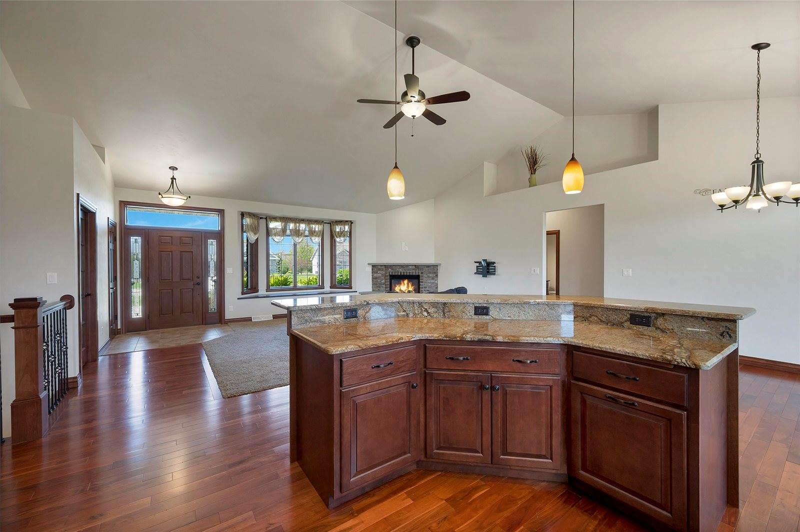334 Whispering Creek Court, Green Bay, WI 54303