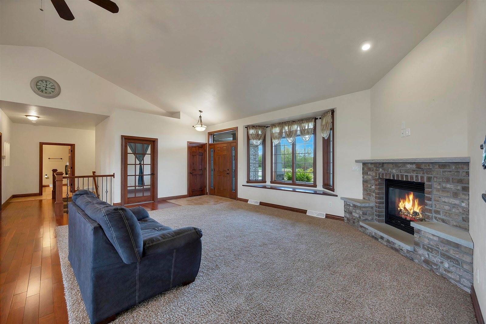 334 Whispering Creek Court, Green Bay, WI 54303