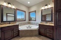 334 Whispering Creek Court, Green Bay, WI 54303