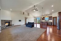 334 Whispering Creek Court, Green Bay, WI 54303