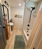 1163 East 8th, Chico, CA 95928