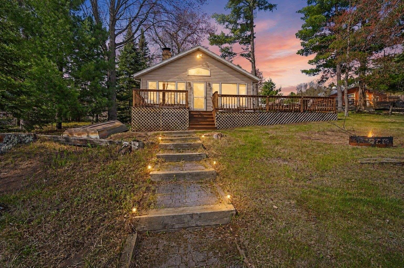 13763 Lake Shore Lane, Mountain, WI 54149