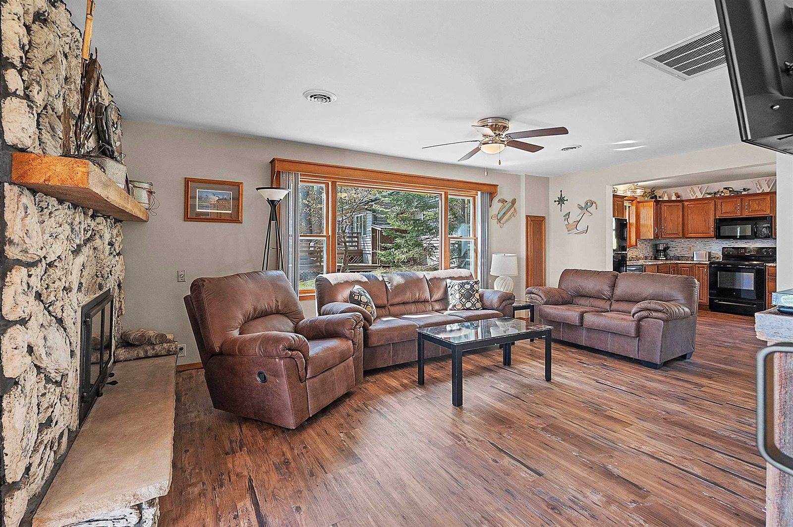 13763 Lake Shore Lane, Mountain, WI 54149